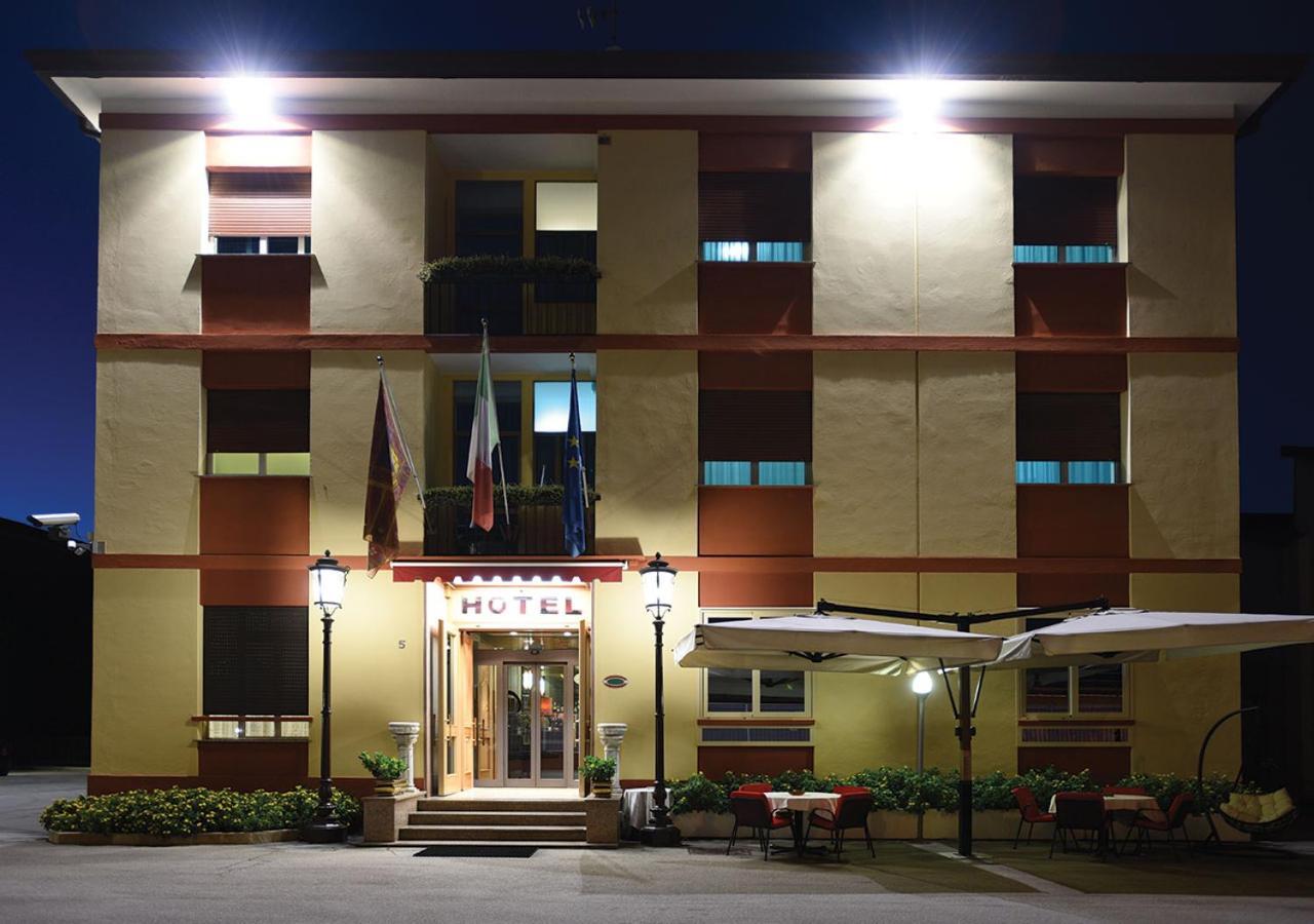 Hotel Autostrada Padova Exterior photo